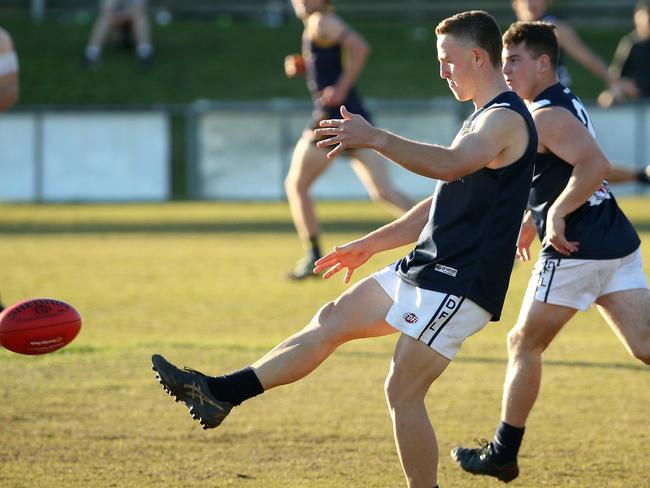 EDFL footy: Essendon Doutta Stars v Avondale Heights: Bradley Robb of Avondale Heights kicks forwardSaturday, May 22, 2021, in Essendon, Victoria, Australia. Picture: Hamish Blair