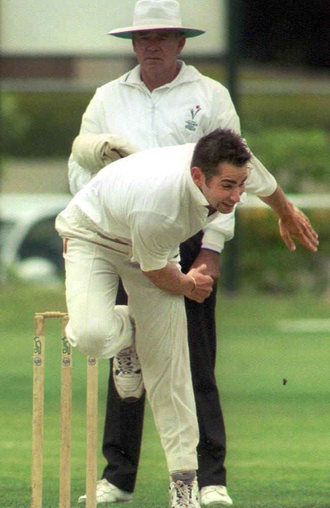 Will Carr bowling for St Kilda.