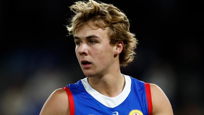 MELBOURNE, AUSTRALIA - JUNE 29: Ryley Sanders of the Bulldogs in action during the 2024 AFL Round 16 match between the North Melbourne Kangaroos and the Western Bulldogs at Marvel Stadium on June 29, 2024 in Melbourne, Australia. (Photo by Michael Willson/AFL Photos via Getty Images)