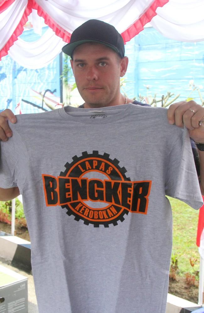 Matthew James Norman with his printed T-shirt. Picture: Zul Edoardo/News Corp Australia