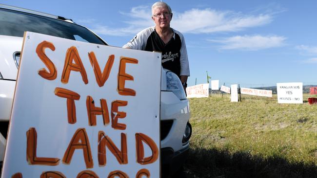 Gary the Goat's #1 supporter Gordon Penhall from the Port Noarlunga Residents Association (AAP Image/Morgan Sette). 