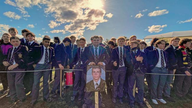 APS Footy: Haileybury v Caulfield Grammar. Picture: Valeriu Campan