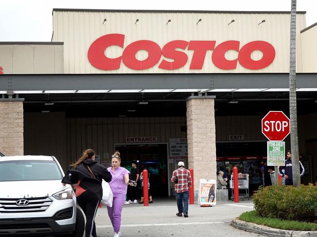 MIAMI, FLORIDA - DECEMBER 15: Customers visit a Costco Wholesale store on December 15, 2023 in Miami, Florida. Costco Wholesale beat expectations for the company's Q1 earnings with a 16.6 % increase. The retailer's board also declared a special cash dividend of $15 per share to investors.   Joe Raedle/Getty Images/AFP (Photo by JOE RAEDLE / GETTY IMAGES NORTH AMERICA / Getty Images via AFP)