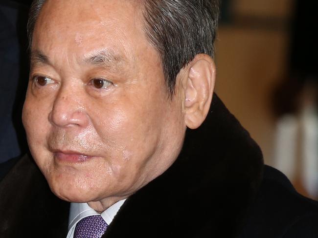 Samsung billionaire Lee Kun Hee is set to pass power to his son.