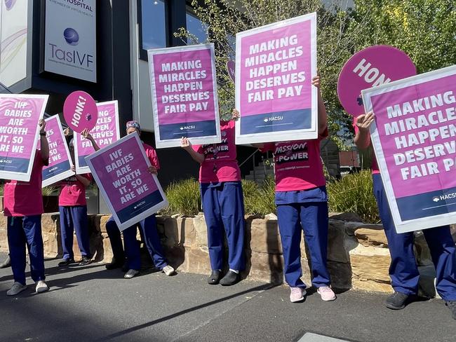 HACSU embryologists, nurses and administrative staff at TasIVF and Hobart Specialist Day Hospital walked off the job for an hour on Monday.