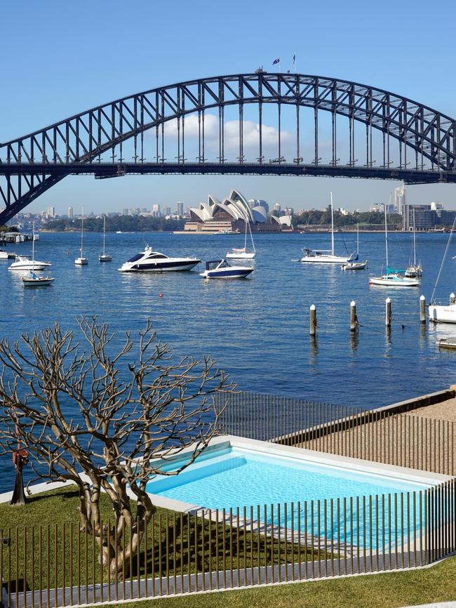 Swimming pool and garden, Lavender Bay House by Tobias Partners, Lavender Bay, NSW. Photo: WISH/Justin Alexander