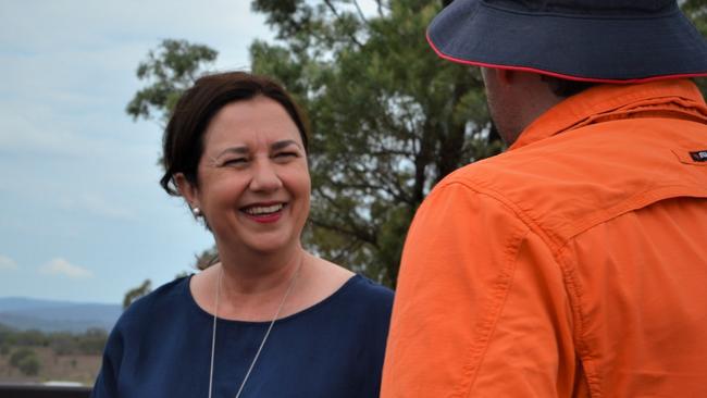 Annastacia Palaszczuk, Tracy Dobie visit Warwick pipeline grid