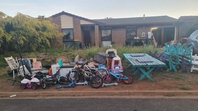 Mum-of-seven Brooke Thomas was forced to leave most of the family’s belongings on the verge after being kicked out of their home. Picture: Supplied