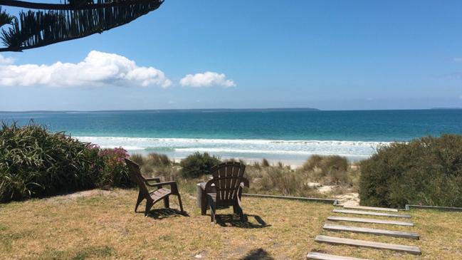 Enjoy everything the south coast has to offer at Barefoot at Callala Beach.