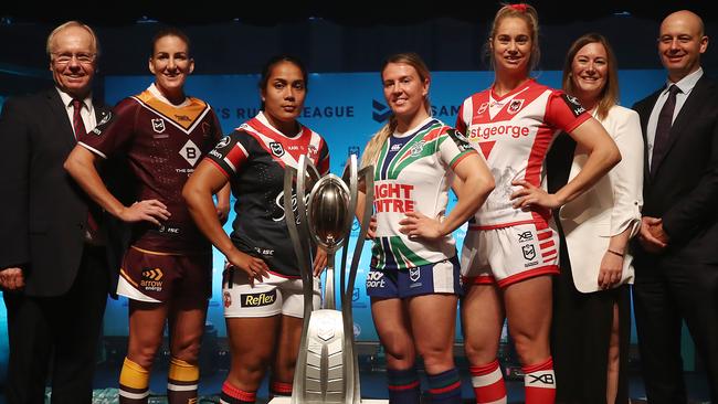 Ali Brigginshaw of the Brisbane Broncos, Simaima Taufa of the Sydney Roosters, Georgia Hale of the New Zealand Warriors, Kezie Apps of St George-Illawarra Dragons and NRL CEO Todd Greenberg, right, and Peter Beattie, left, at the season launch