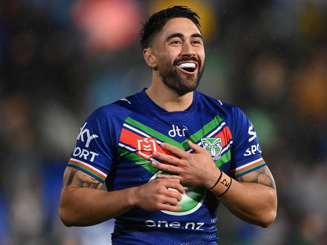 AUCKLAND, NEW ZEALAND - JUNE 30:  Shaun Johnson of the Warriors reacts during the round 18 NRL match between New Zealand Warriors and South Sydney Rabbitohs at Mt Smart Stadium on June 30, 2023 in Auckland, New Zealand. (Photo by Hannah Peters/Getty Images)