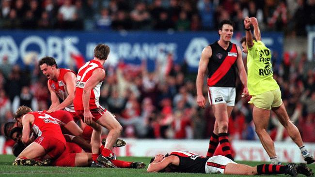 Tony Lockett’s after the siren point to send the Swans to the 1996 Grand Final was the night Sydney truly fell in love with the Swans according to Rodney Eade.