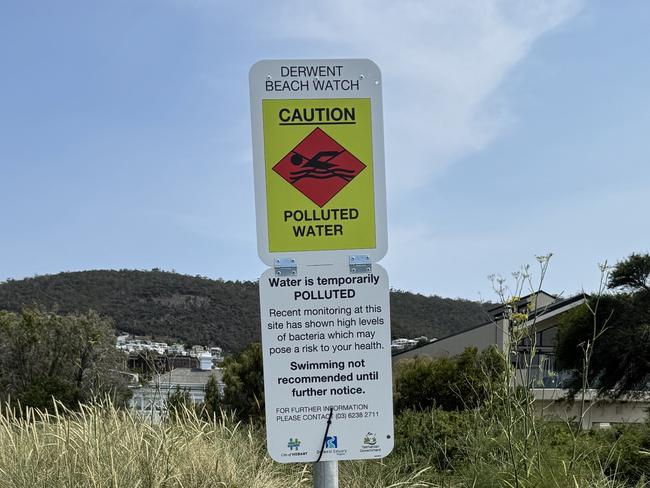 Nutgrove Beach no swimming signs after sewage spill. Picture: Nikki Davis-Jones