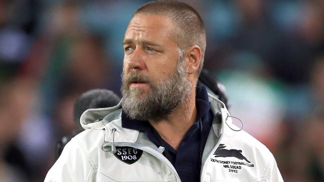 NRL Finals, Canterbury Bulldogs v South Sydney Rabbitohs at ANZ Stadium, Sydney Olympic Park. Russell Crowe walks along the pitch before the game during the Souths warm up.