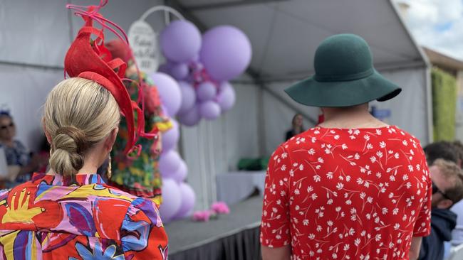 Hamilton Cup Races 2022 - Fashions on the Field entrants wait as they are called up.