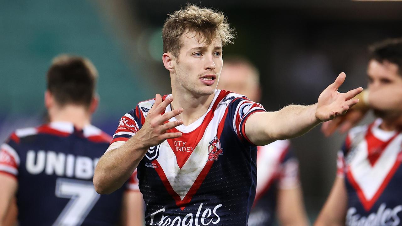 SYDNEY, AUSTRALIA - JUNE 11: Sam Walker of the Roosters shows his frustration during the round 14 NRL match between the Sydney Roosters and the Melbourne Storm at Sydney Cricket Ground, on June 11, 2022, in Sydney, Australia. (Photo by Mark Kolbe/Getty Images)