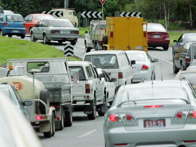 News BCM 14.11.05 Ipswich Motorway. Traffic on the Centenary Highway. PicPeterWallis