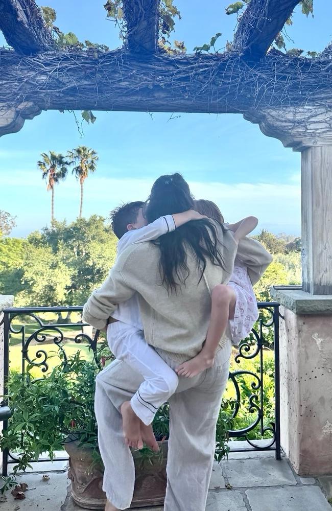 Meghan and her two children. Picture: Instagram / @meghan
