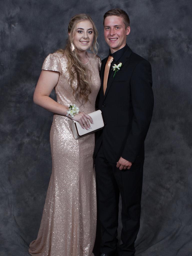 Kendra Thorne and Ryan Bilato at the 2016 Centralian Senior College formal. Picture: CHARLIE LOWSON / NT NEWS