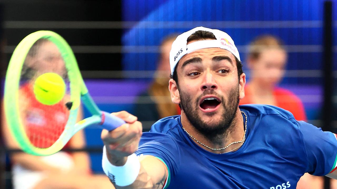 Matteo Berrettini is struggling with injury. (Photo by Patrick Hamilton / AFP)