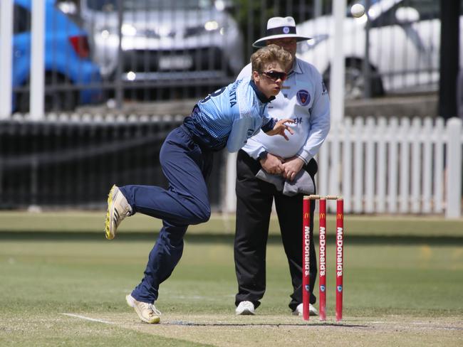 Blake Noorbergen delivers the ball. Picture: Warren Gannon Photography