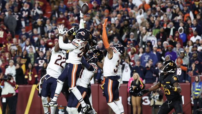 The ball bounces over to Noah Brown (far right). (Photo by Scott Taetsch/Getty Images)