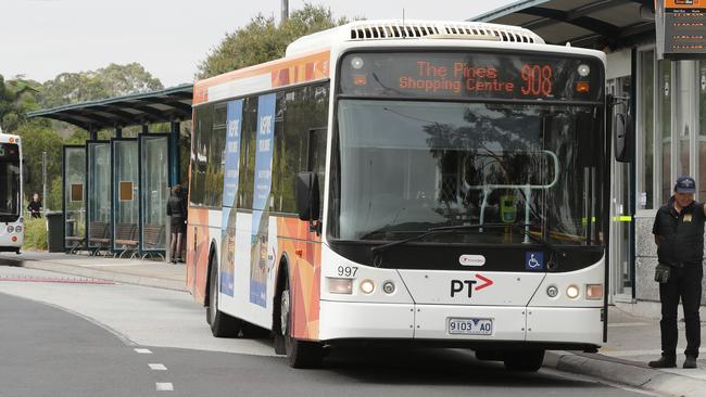 The planned North East Link busway should be an express service into the city, the Victorian Transport Action Group says.