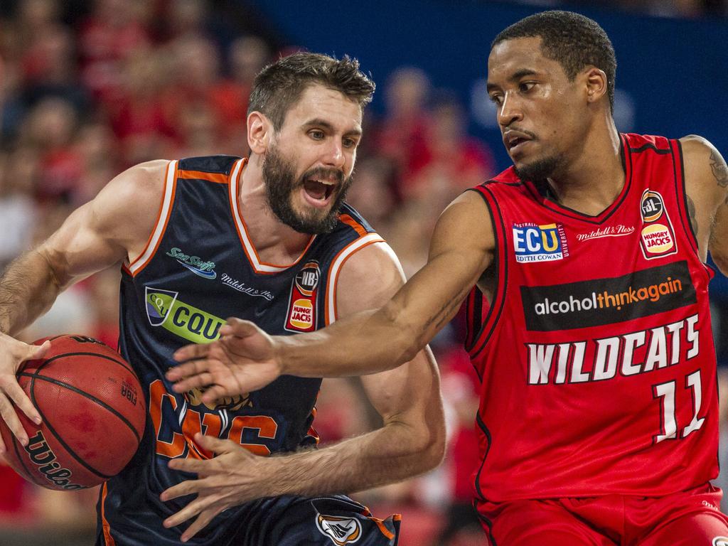 Jarrad Weeks for the Cairns Taipans and Bryce Cotton of the Perth Wildcats during the Round 18 NBL match between the Perth Wildcats and the Cairns Taipans at the Perth Arena in Perth, Friday, February 9, 2018.