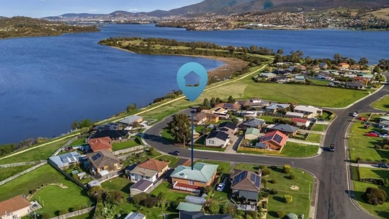 One of his favourite purchases is this beautiful property in Hobart close to the water bought for $478,000.