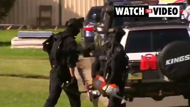 Man in custody after siege inside Sydney home (9 News)