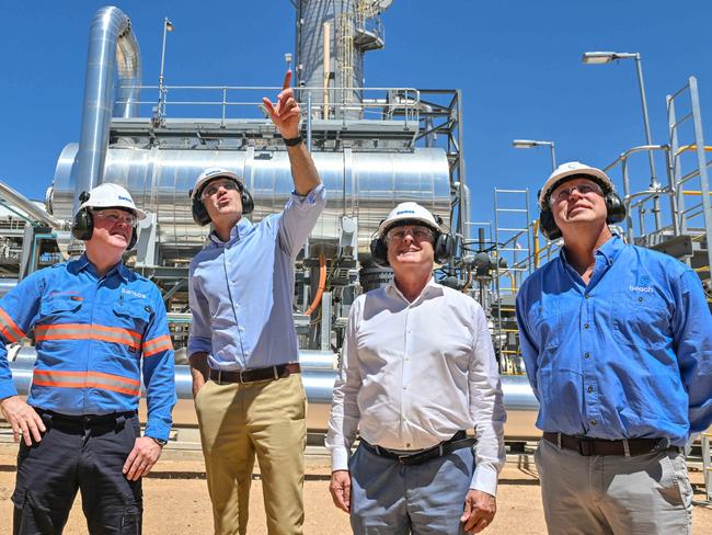 JANUARY 31, 2025: Santos CEO Kevin Gallagher, South Australian Premier Peter Malinauskas, Don Farrell and Beach CEO Brett Woods at the new Moomba CCS (carbon capture and storage) plant, a joint venture of Santos and Beach Energy. Picture: Brenton Edwards