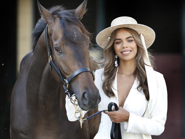 AAMI Derby Day 2019 preview photo. Sarsha Chisholm in Derby Day racewear with Derby hopeful Shadow Hero at Nick Ryan racing stables.  Picture: David Caird