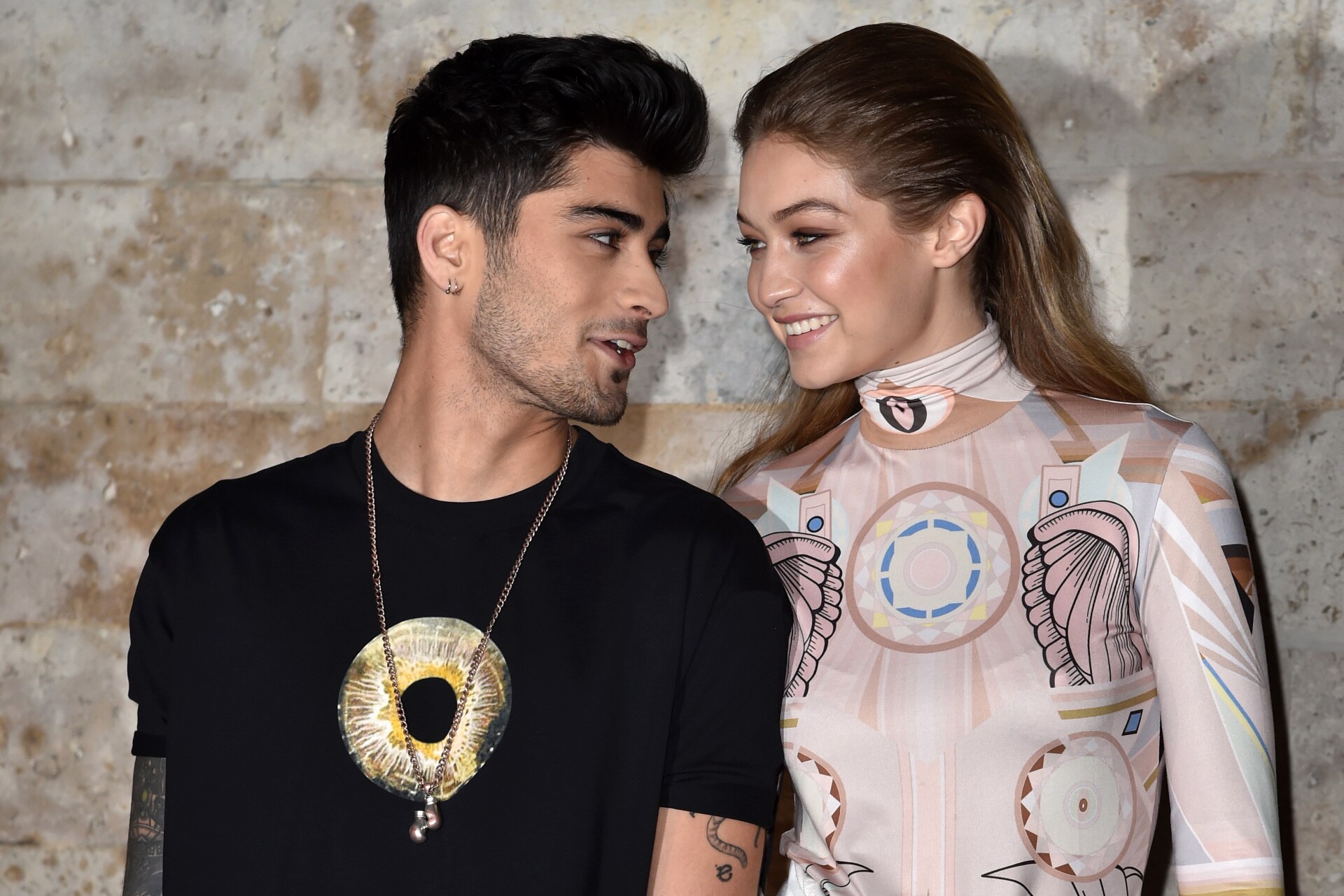 Gigi Hadid Announces Baby Girl's Arrival and Shares New Photo of Her