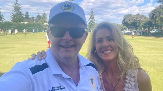 Anthony Albanese takes a selfie with Elizabeth Pell. Picture: Facebook