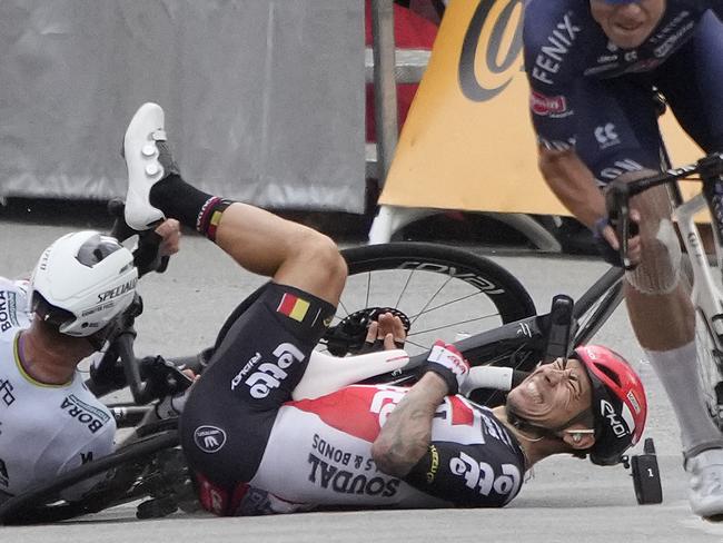 Team Lotto Soudal's Caleb Ewan of Australia (R) reacts as he falls with Team Bora Hansgrohe's Peter Sagan of Slovakia (L) close to the finish line of the 3rd stage of the 108th edition of the Tour de France cycling race, 182 km between Lorient and Pontivy, on June 28, 2021. (Photo by Christophe Ena / various sources / AFP)