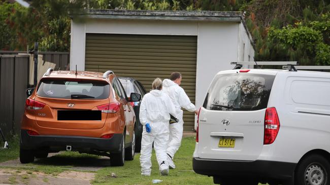 Forensics in Glenfield. Picture: John Grainger