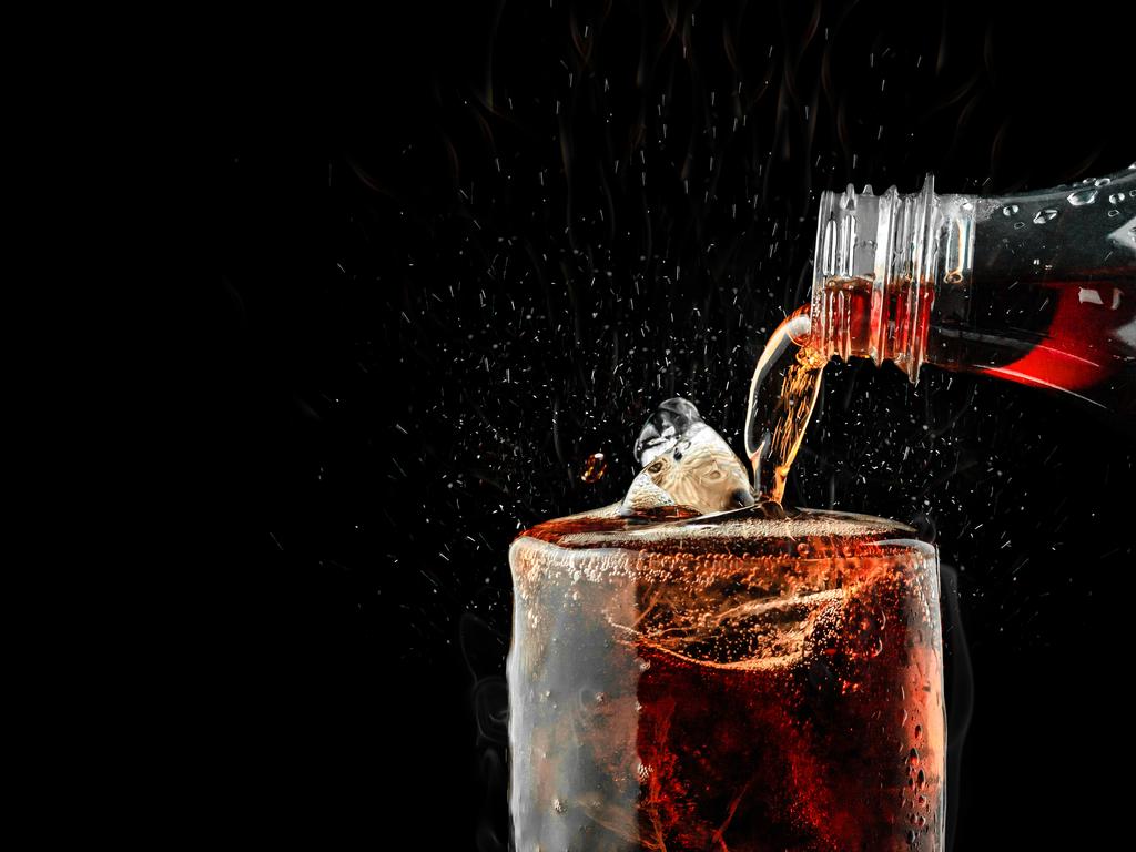 Artificially sweetened drinks — such as diet sodas, juice, or coffees — are linked to the same risks for heart health as their sugary version, according to a new study.