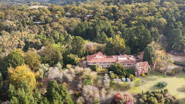 9 Manoah Drive, Upper Sturt sold off market for $4.3m.