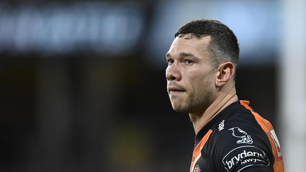 Robbie Farah set to be named for Tigers' crunch NRL game but unlikely to  play, NRL