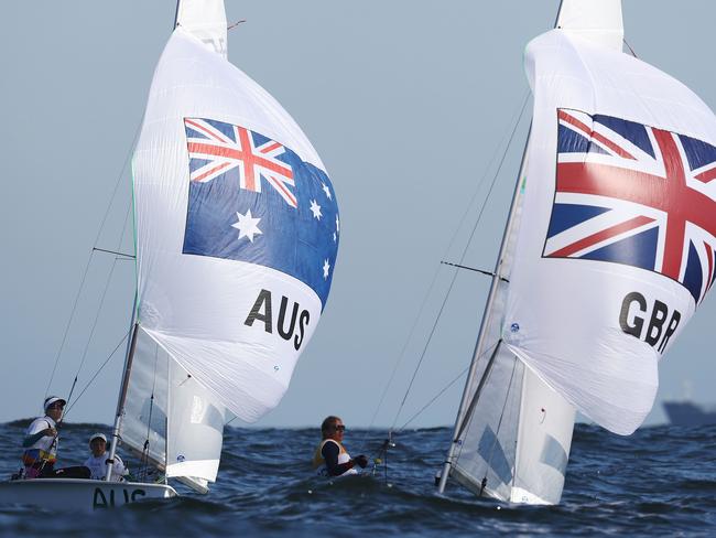 RIO DE JANEIRO, BRAZIL - AUGUST 14: Carrie Smith (helm) of Australia and Jaime Ryan of Australia and Hannah Mills (helm) of Great Britain and Saskia Clark of Great Britain compete in the Women's 470 class on Day 9 of the Rio 2016 Olympic Games at the Marina da Gloria on August 14, 2016 in Rio de Janeiro, Brazil. (Photo by Clive Mason/Getty Images)