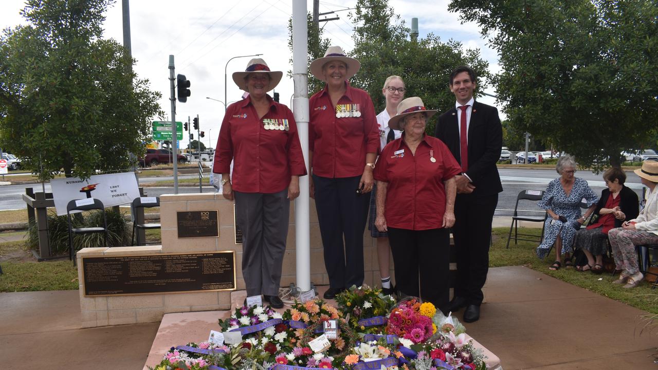 Jennifer Waldron, Angela Hillas, Shirley Parker, Bailee Baldwin and Bundaberg MP Tom Smith at the ceremony for war nurses.