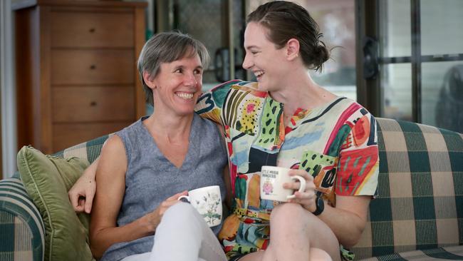 Cate Campbell and her mum Jenny. Photo: Jamie Hanson.