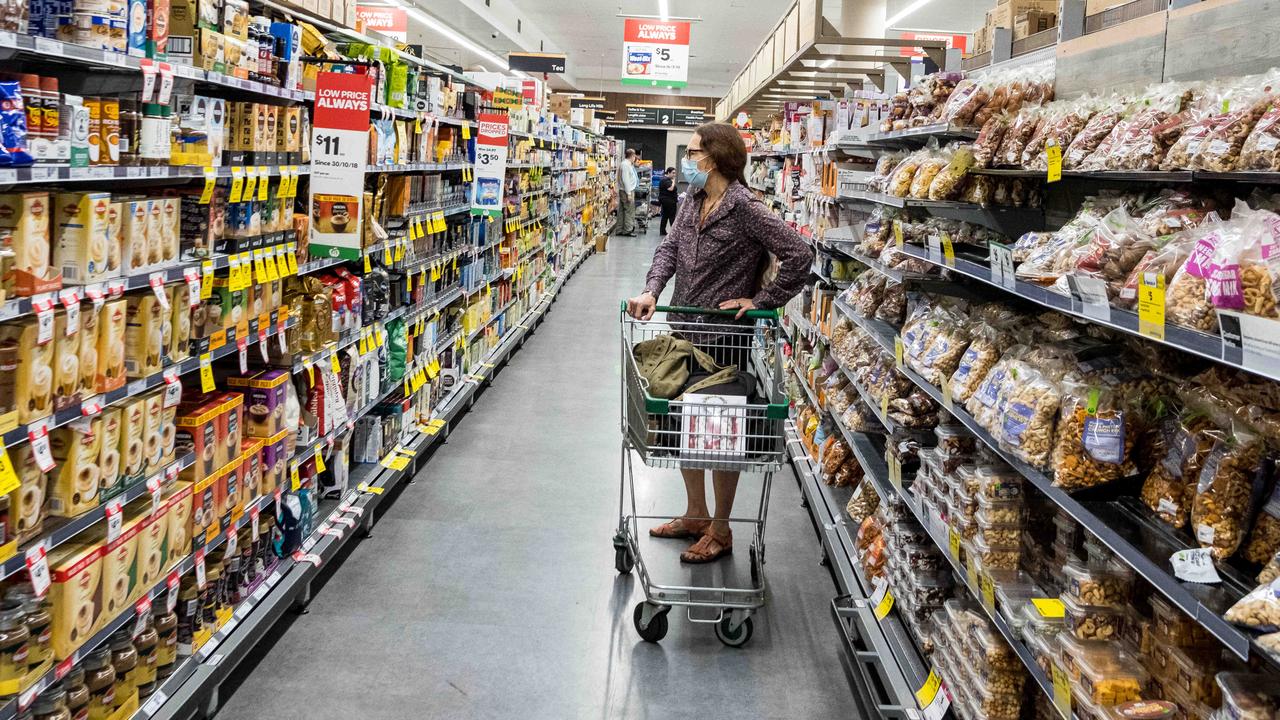 Aldi has commissioned research that found the majority of Australians want supermarkets to reduce their use of plastic packaging. Picture: NCA NewsWire/Flavio Brancaleone