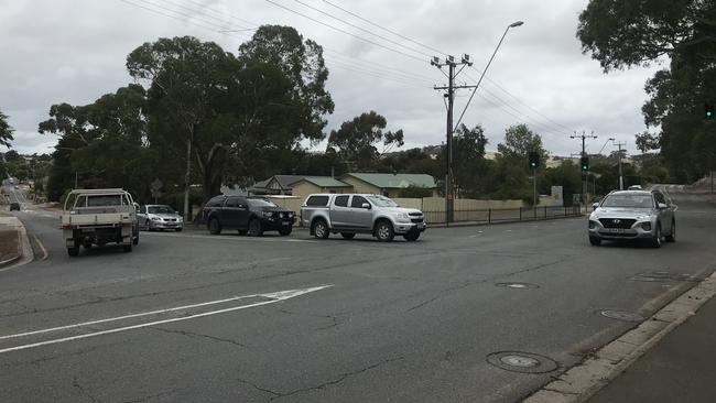 The intersection at the corner of Woodside Rd and Old Princes Highway. Picture: Lydia Kellner