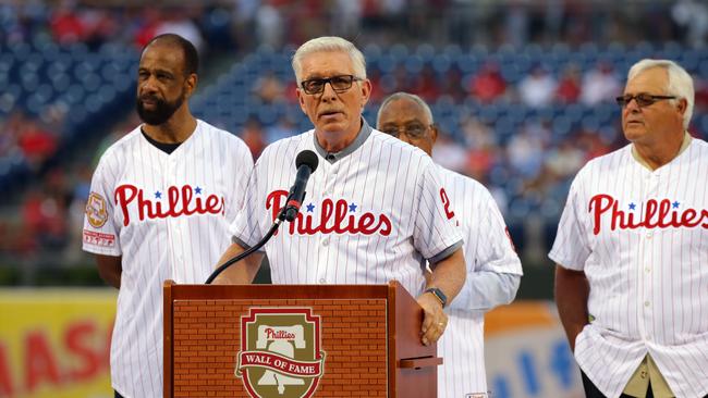 Hall of Fame baseball player Mike Schmidt under fire for inappropriate 'Me  Too' remarks during game