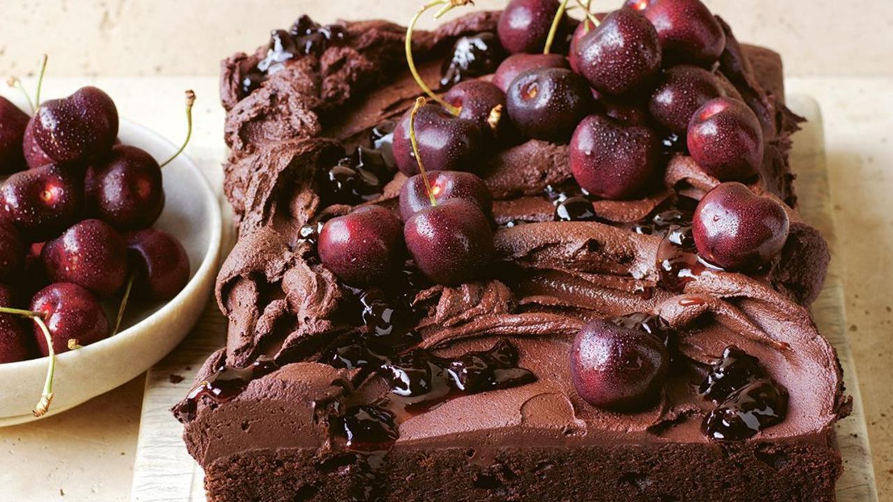 Black forest cakes have to be some of the most romantic cakes around.