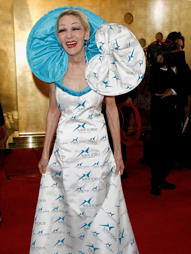 Jeannie Little used her red carpet look to advertise her radio station. (Photo by Simon Fergusson/Getty Images)