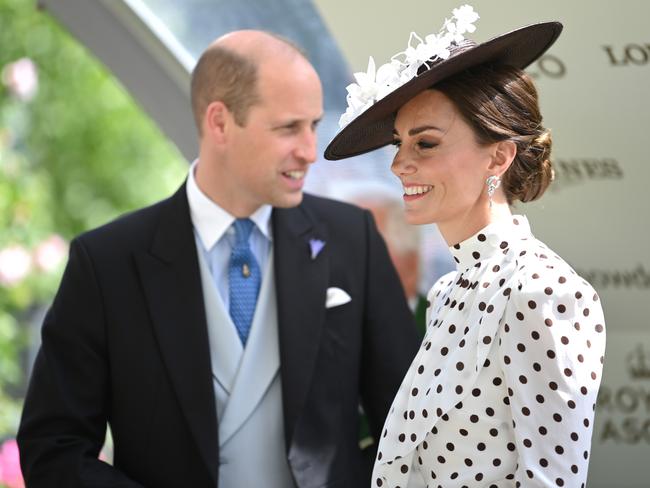 ASCOT, ENGLAND - JUNE 17: Prince William, Duke of Cambridge and Catherine, Duchess of Cambridge attend Royal Ascot 2022 at Ascot Racecourse on June 17, 2022 in Ascot, England. (Photo by Eamonn M. McCormack/Getty Images for Ascot Racecourse)