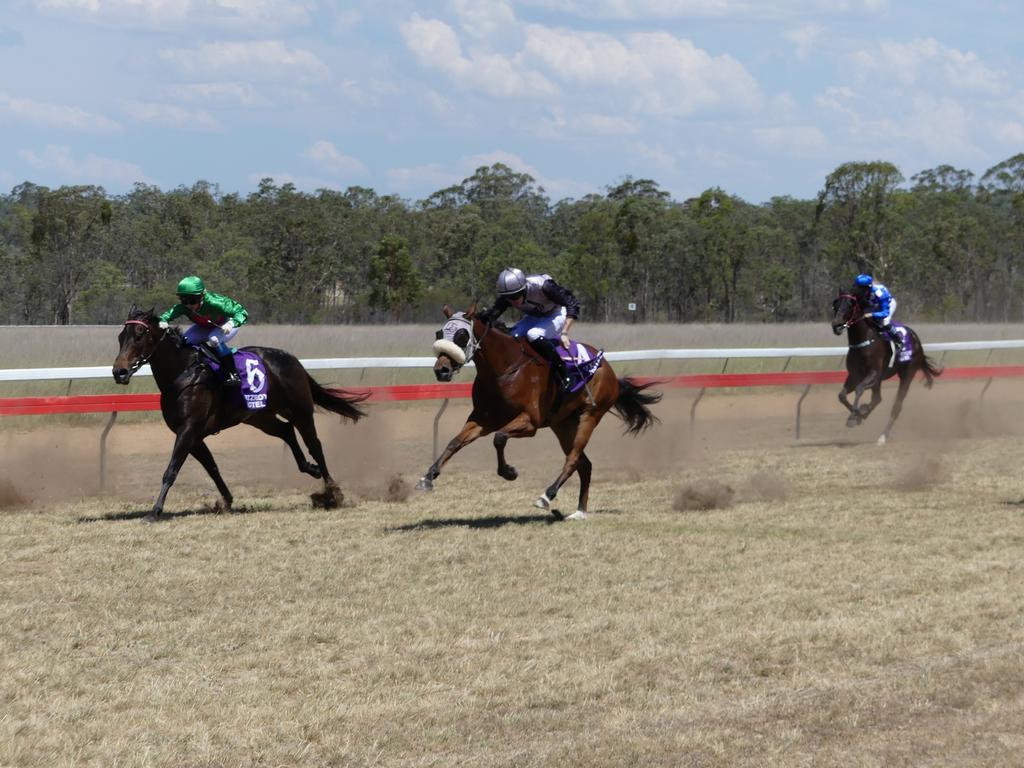 Nanango races 2020. Photo/Holly Cormack.