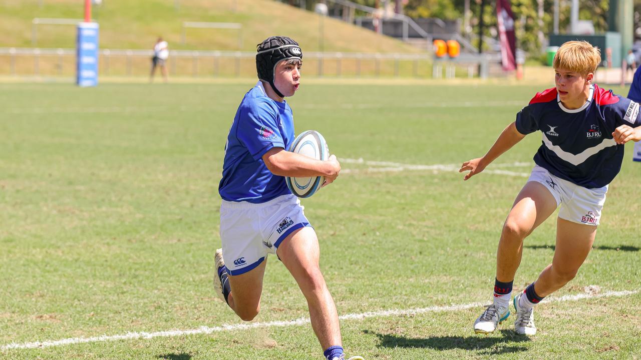 Buildcorp Emerging Reds Cup action from the day one match between Queensland Country Under-14s and Brisbane Junior Rugby Union Under-14s. Picture credit: QRU Media/ Erick Lucero.